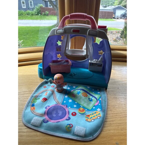 Fisher-Price Little People Cuddle & Play Nursery Toy With Accessories - Picture 2 of 9